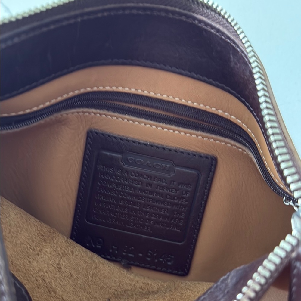 Vintage Coach Tan/Brown Leather Hand Bag - Picture 5 of 10